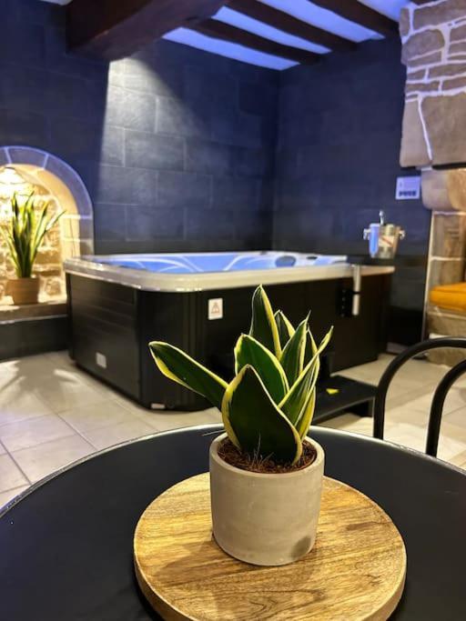 L'Etreinte, Gite De Charme Avec Jacuzzi Interieur Et Sauna Guéméné-sur-Scorff Extérieur photo