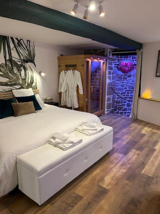 L'Etreinte, Gite De Charme Avec Jacuzzi Interieur Et Sauna Guéméné-sur-Scorff Extérieur photo