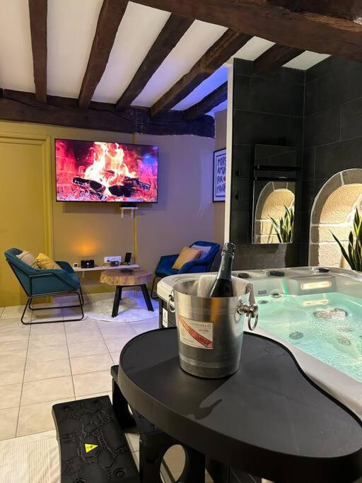 L'Etreinte, Gite De Charme Avec Jacuzzi Interieur Et Sauna Guéméné-sur-Scorff Extérieur photo